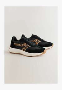 Non selezionato, black