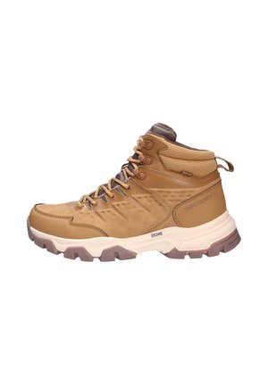 Winter boots - goldentan