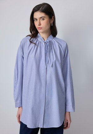BOW TIE COLLAR STRIPED - Button-down blouse - blue