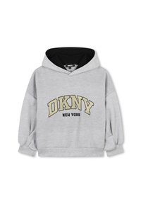 Sudadera corta gris con un forro interior negro, presenta el logo "DKNY NEW YORK" en amarillo y negro. Tejido texturizado con mangas anchas.
