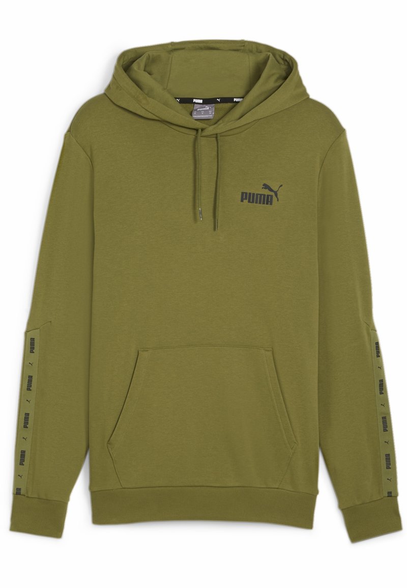 Sweat à capuche vert olive en mélange de coton doux, avec une poche kangourou, une capuche à cordon de serrage et un logo Puma noir sur la poitrine et les manches.