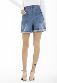 Rica Lewis TAILLE HAUTE BARB - Short en jean - bleu