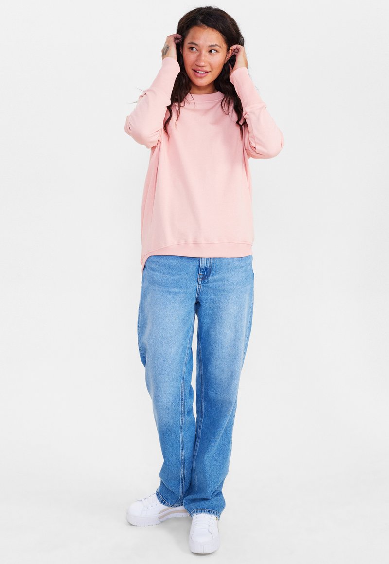 Numph Sweater roze
