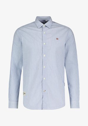 Camisa de manga larga a rayas en azul y blanco, con cuello abotonado, botones delanteros y un pequeño logo en el bolsillo del pecho.