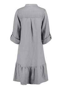 Abito grigio in lino con orlo arricciato, maniche arrotolabili con bottoni e pannello testurizzato dettagliato sul retro. Tessuto morbido e leggero.