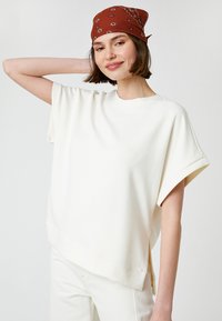 Maglietta Donna Koton Manica Corta – Vestibilità Rilassata – Colore Arancione – Taglia L