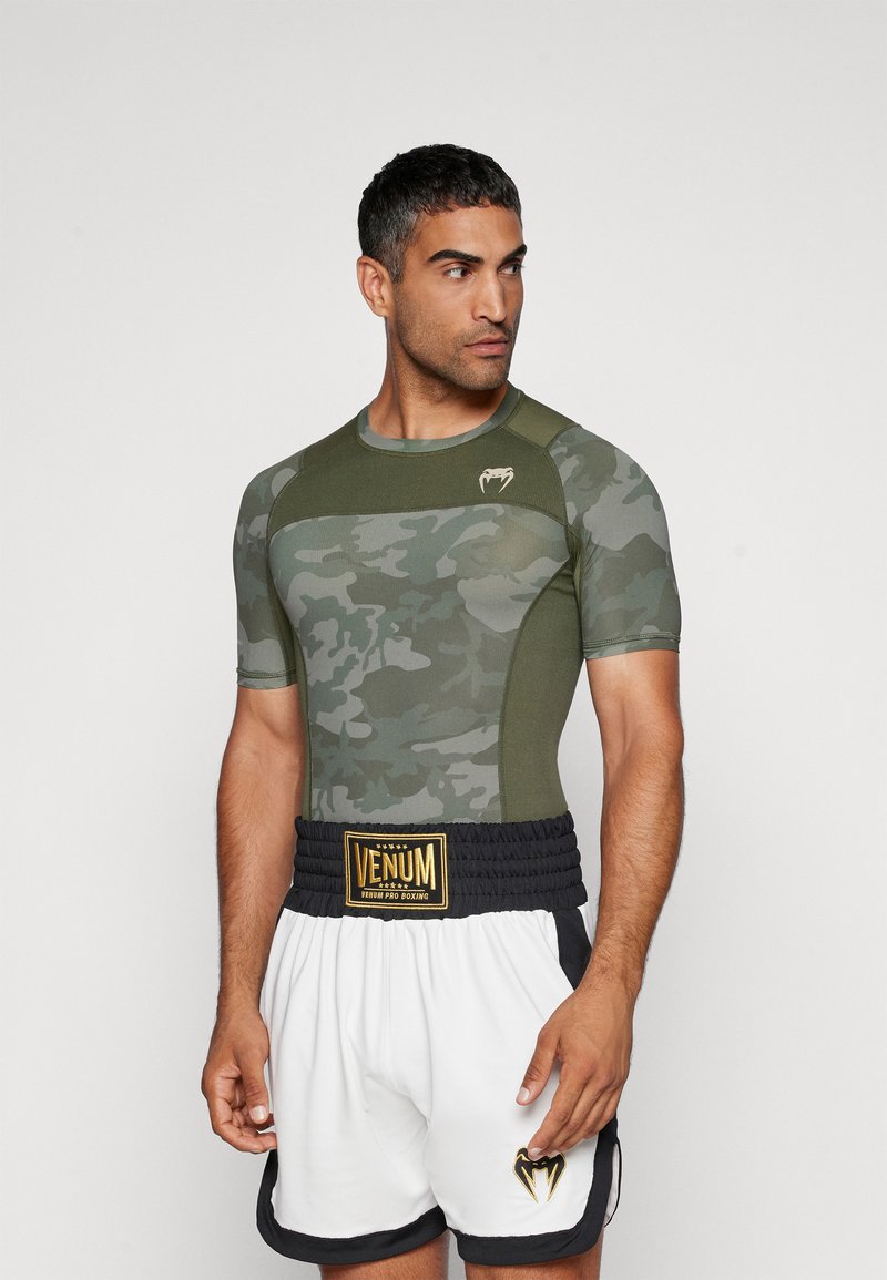 Venum AIR RASHGUARDS - Marškinėliai su spaudiniu - khaki