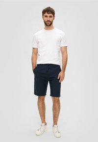s.Oliver RELAXED FIT - Shorts - navy