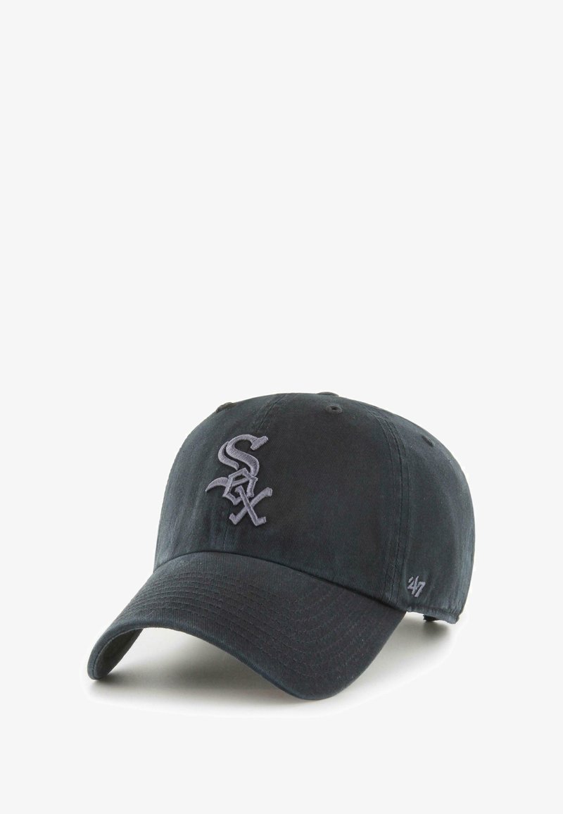Black cotton baseball cap with a curved visor. Features a gray embroidered "S" logo on the front and small logo on the side.
