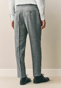 Next REGULAR FIT - Hlače za odijelo - grey