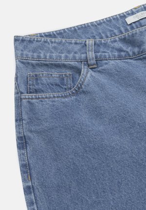 Cellbes of Sweden, LOOSE ANKLE JEANS - Jeans Straight Leg - medium blue denim