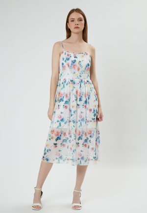 INFLUENCER FLORAL - Jurk - white