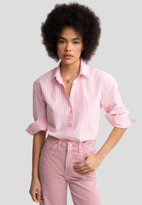 GOPLO - Bluza s gumbima - rosa