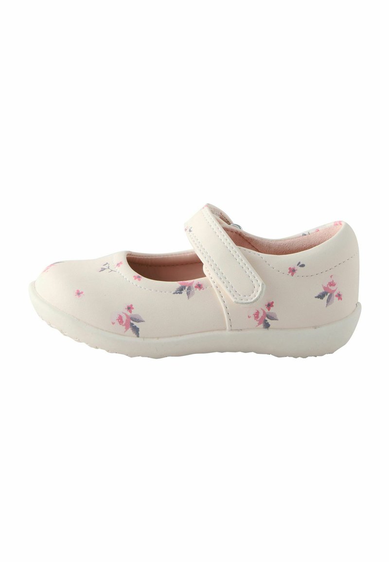 Weiße Mary Jane-Schuhe mit floralem Muster in Rosa und Grau. Mit einem Velcro-Riemen und Gummisohle für Unterstützung und Haltbarkeit.