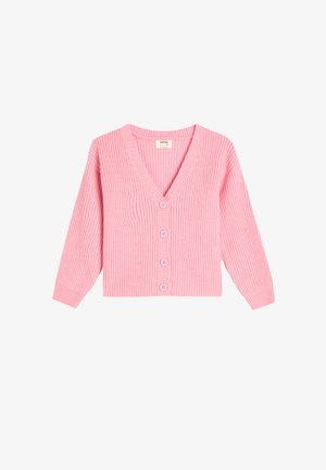 Cárdigan de canalé rosa claro con cuello en V, mangas largas y seis botones de cierre. Textura suave y diseño ajustado.