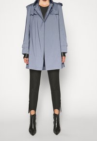 Norma Kamali Trenčkot - grey