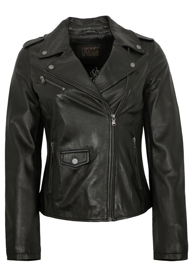 Schwarze Leder-Motorradjacke mit Reißverschluss vorne und asymmetrischem Verschluss, zwei seitlichen Taschen und Notch-Kragen. Glatte, glänzende Textur.