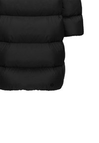 Sort dunjakke med quiltet design, der har tyk polstring, en lige pasform og en lille rund logodetalje nær kanten.
