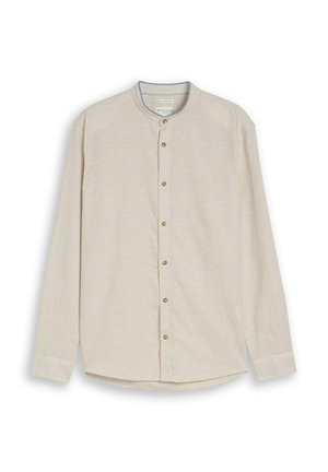 Chemise beige clair à manches longues avec col mao et fermeture boutonnée sur le devant, présentée à plat sur fond blanc.