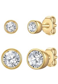 Pendientes de oro con brillantes redondos claros. Cada pendiente tiene un acabado suave con un engaste de bisel, resaltando el brillo de las piedras.