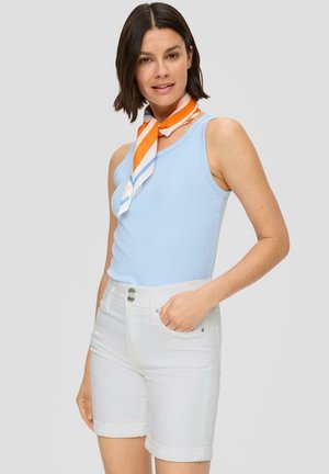 BERMUDA MID RISE - Short en jean - weiß