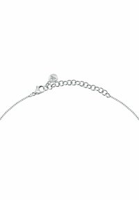 Bracciale in argento a catena con chiusura a gancio, caratterizzato da anelli intrecciati e un piccolo charm circolare dal design minimalista.