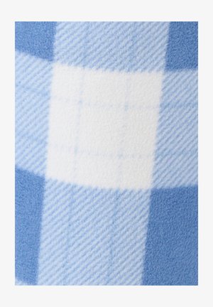 Tissu en polaire douce avec un grand motif à carreaux dans des nuances de bleu clair, blanc et bleu moyen.