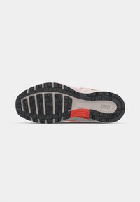 Nike Sportswear P 6000 PRM - Sneakers low - phantom/picante red/college grey/black