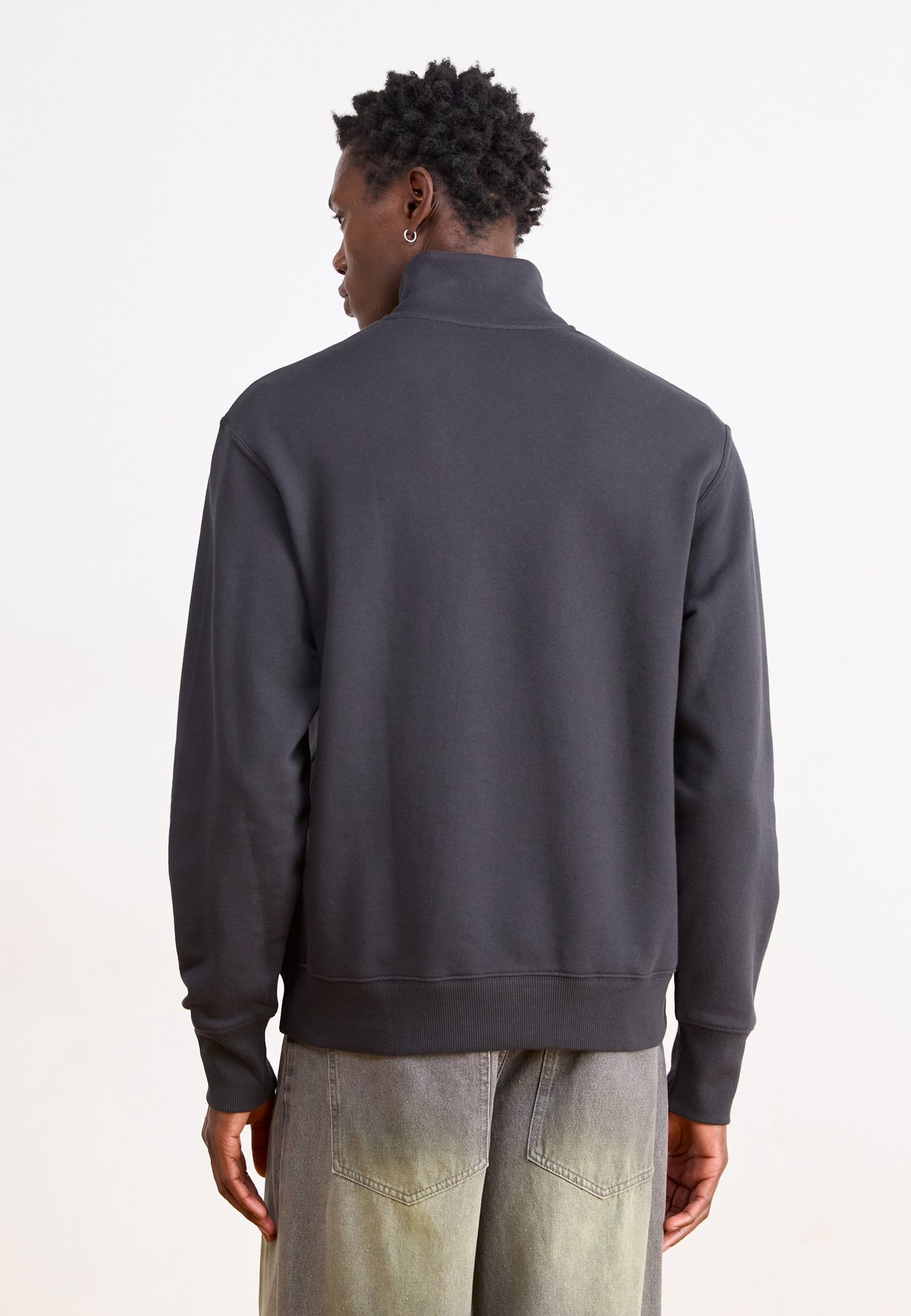ICON QUARTER ZIP