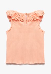 Brzoskwiniowy, prążkowany top na ramiączkach z koronkowym ruffles na dekolcie i zapięciem na guziki z tyłu. Miękka tkanina, bezrękawnik i prosty krój dołu.