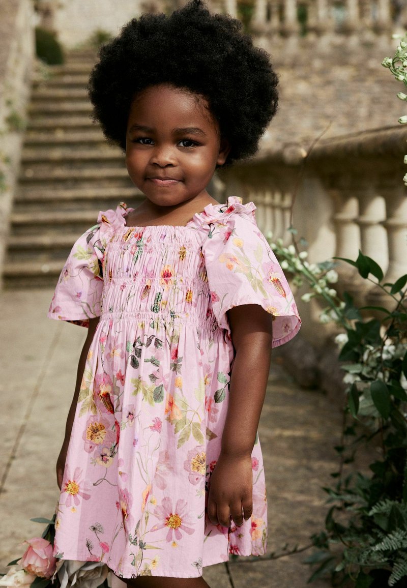 Next REGULAR FIT - Robe de jour - pink floral/rose - ZALANDO.FR