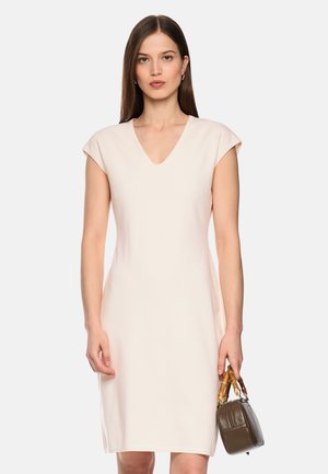 Marc Cain, MARC CAIN KLEID - Strickkleid - bright ecru