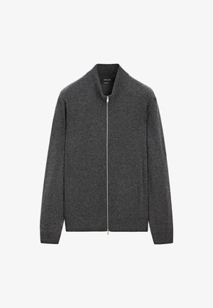 Ciemnoszara rozpinana kardigan z wełny z długimi rękawami i prążkowanym wysokim kołnierzem, ułożony na białym tle.