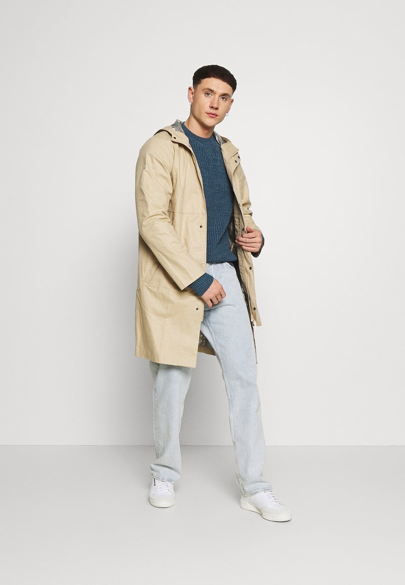 Mennace Twist Utility Label Crew Neck Pullover Indigo Bleu Zalando Fr