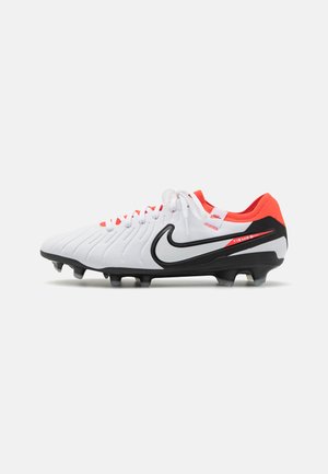 TIEMPO LEGEND 10 PRO - Tekonurmikengät - white/black/bright crimson