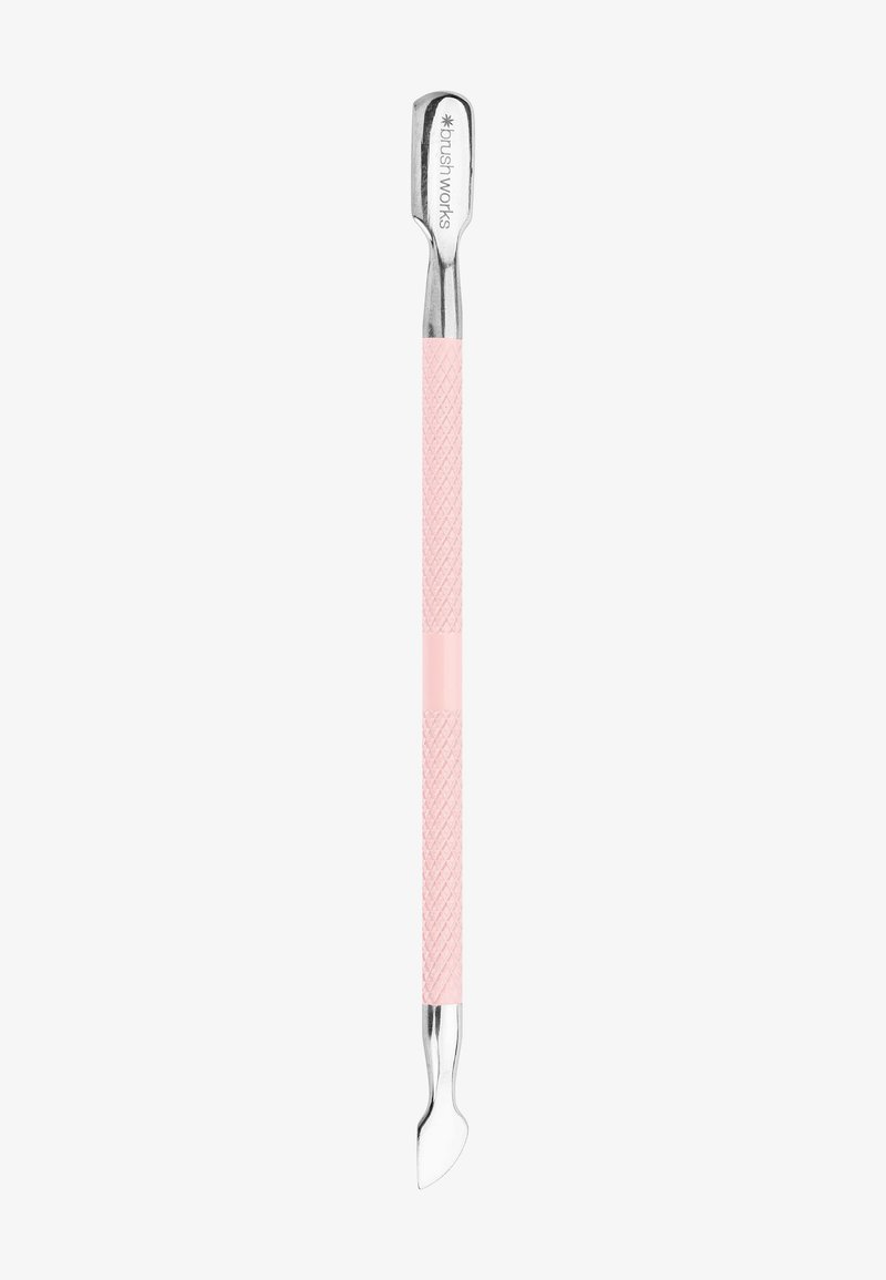 Brushworks - BRUSHWORKS CUTICLE PUSHER - Makeup pensel - pink, Forstørre