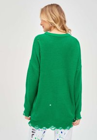 Cesare Gaspari Maglione - green