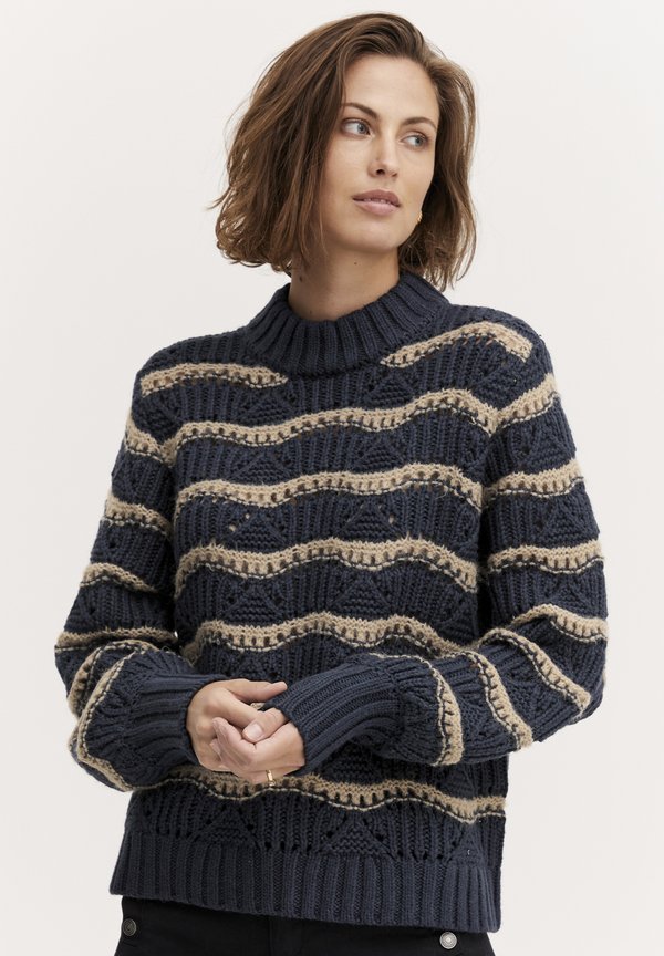 FRAya - Jumper - outer space mix