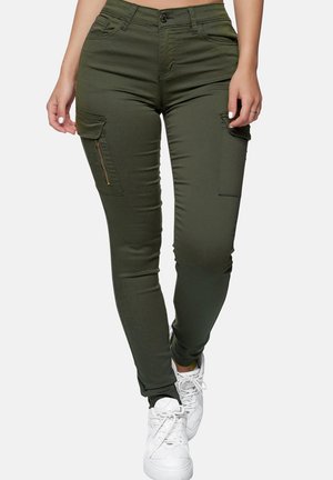 Pantaloni cargo - grün