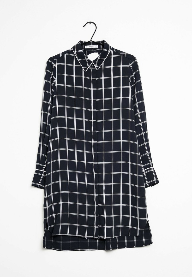 Robe longue bleu marine à motif à carreaux blancs, dotée d'un col classique, d'une fermeture à boutons sur le devant et de longues manches avec des poignets retournés.