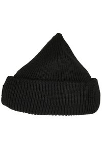 Căciulă tricotată neagră cu o textură ribbed, având un vârf înalt și ascuțit și o manșetă pliată la bază.
