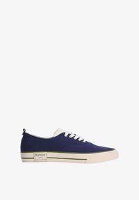 Επιλέχθηκε, dark navy