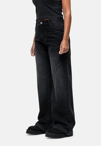 Good For Nothing SUTURE - Flared Jeans - black