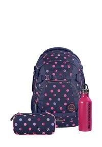 Marineblauer Rucksack mit rosa und hellblauen Polka Dots, passendem Federmäppchen und leuchtend pinker Trinkflasche, gefertigt aus strapazierfähigem Stoff mit reibungslosen Reißverschlüssen.