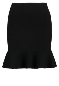 Černá tužková sukně s rozšířeným spodkem, vyrobená z texturované látky, s horizontálními pruhy a přiléhavým střihem.