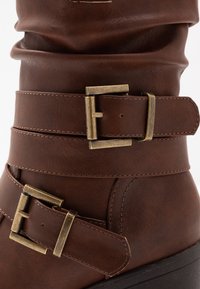 Anna Field Botines con plataforma - brown