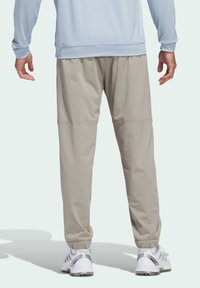 adidas Performance BASE BEYOND - Chino - putty beige