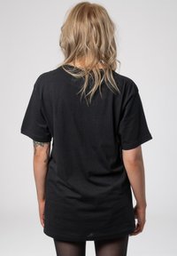 Paradiso Clothing BLACK SABBATH DIAMANTE CROSS - Print T-shirt - black