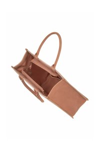 Sac fourre-tout en cuir marron clair avec accents tissés, design ouvert, deux compartiments intérieurs et poignées solides. Surfaces lisses et texturées.