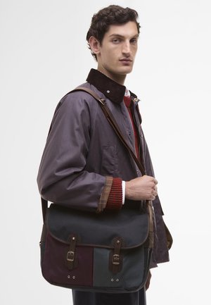 Barbour PAUL SMITH LOVES BARBOUR WAX TARRAS BAG UNISEX - Τσάντα χιαστί - night sky